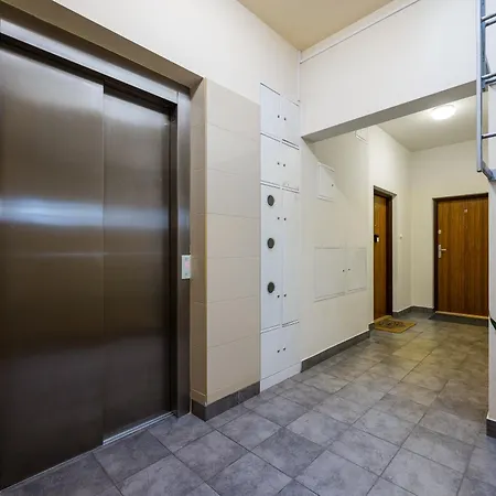 Wilanow Urban Chic By Bookinghost ワルシャワ