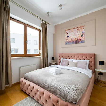 Wilanow Urban Chic By Bookinghost ワルシャワ