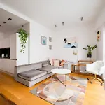 Апартаменты Wilanow Urban Chic By Bookinghost