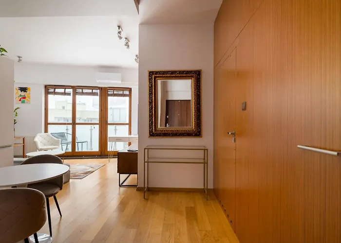 Wilanow Urban Chic By Bookinghost Daire